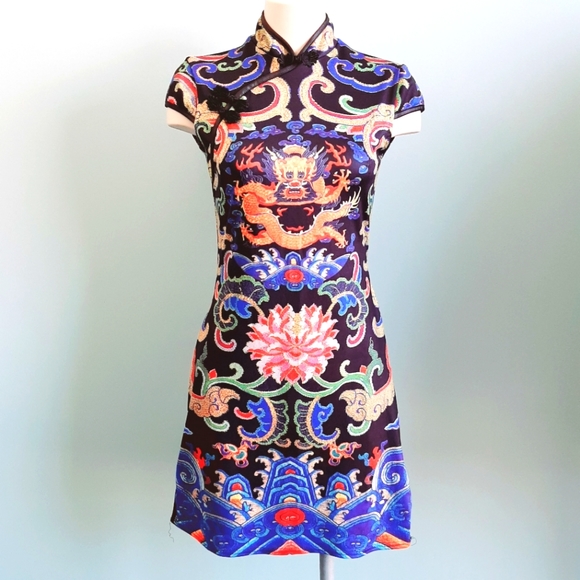 Dragon digital print short qipao - Picture 1 of 5